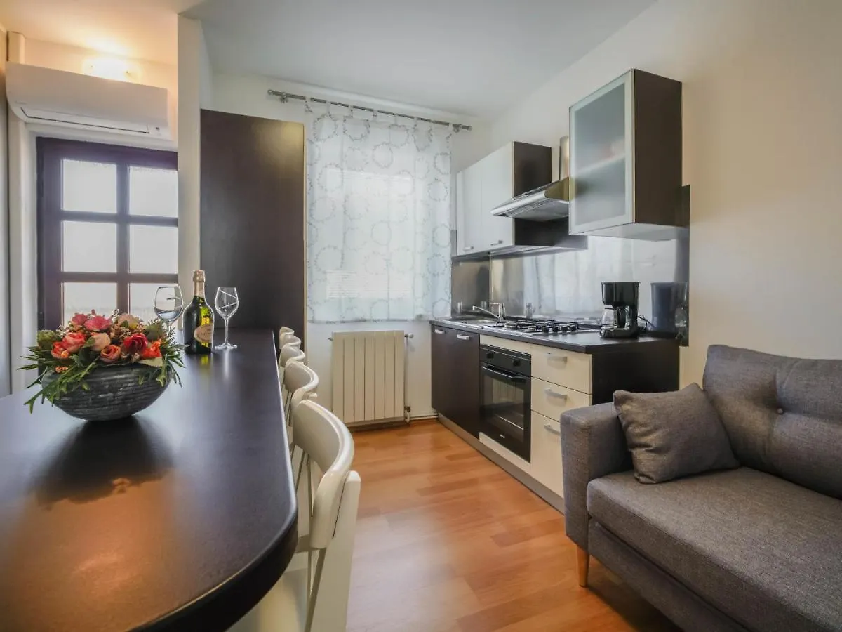 Apartment Lucija By Interhome Матульи